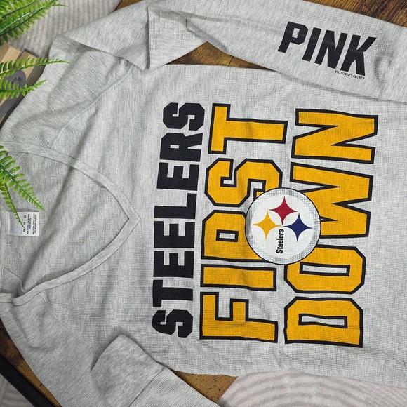 VS PINK Steelers Thermal Long Sleeve - Picture 2 of 10